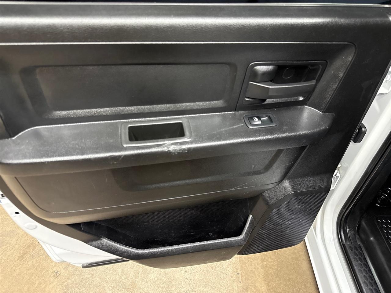 RAM 3500 Crew Cab 4WD DRW 2022