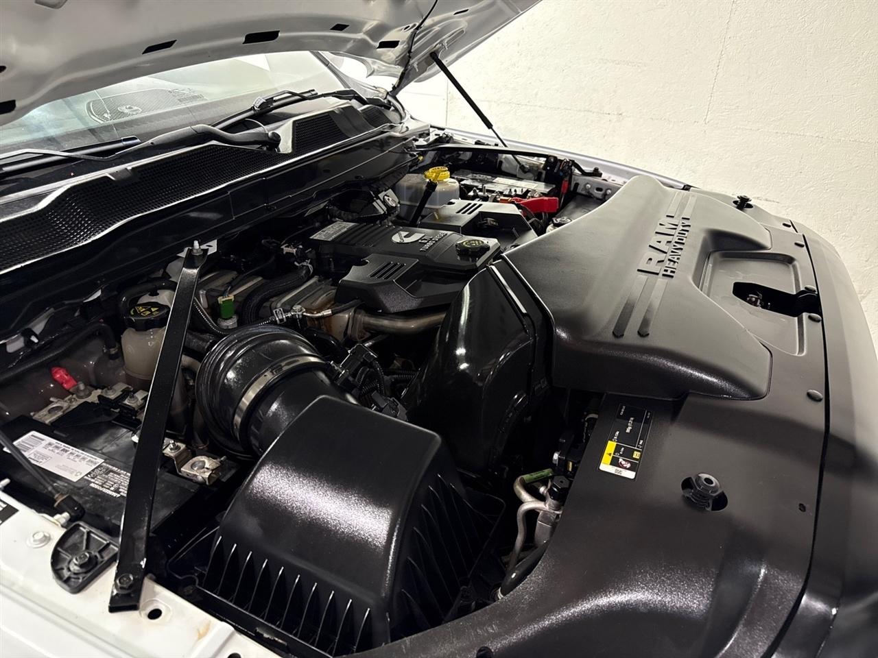 RAM 3500 Crew Cab 4WD DRW 2022