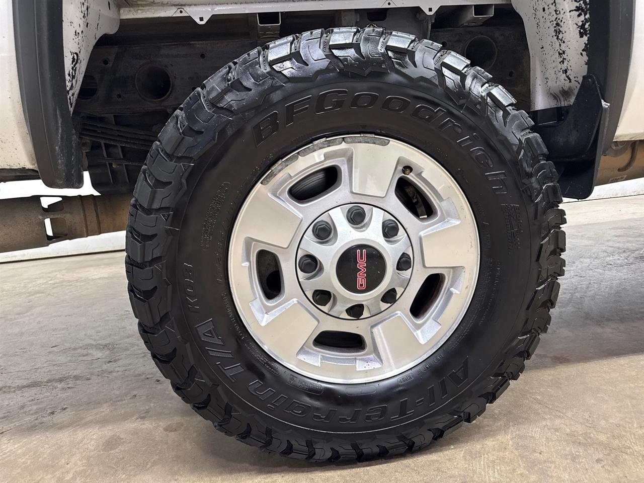 GMC Sierra 2500HD Base Crew Cab 4WD 2019