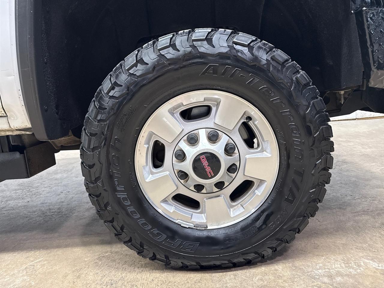 GMC Sierra 2500HD Base Crew Cab 4WD 2019