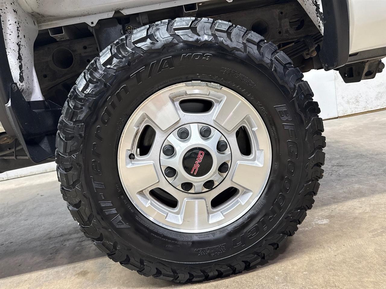 GMC Sierra 2500HD Base Crew Cab 4WD 2019