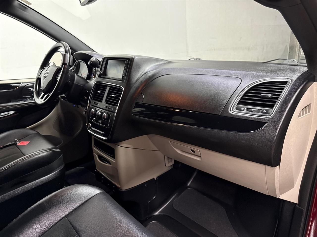 Dodge Grand Caravan SXT 2019