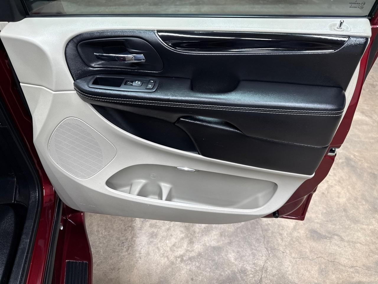 Dodge Grand Caravan SXT 2019