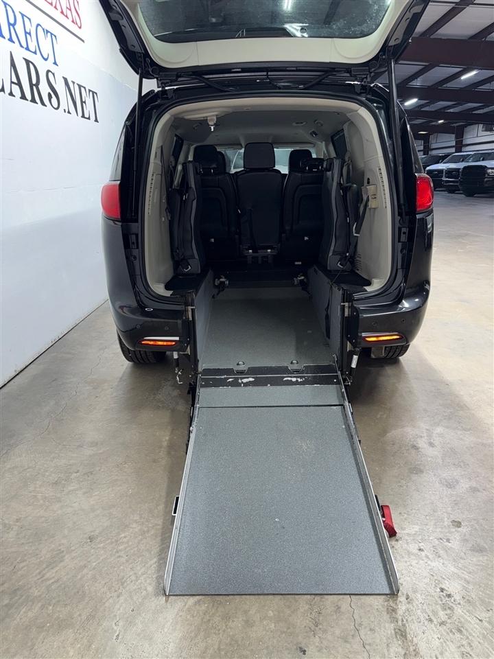 Chrysler Pacifica Touring-L 2020