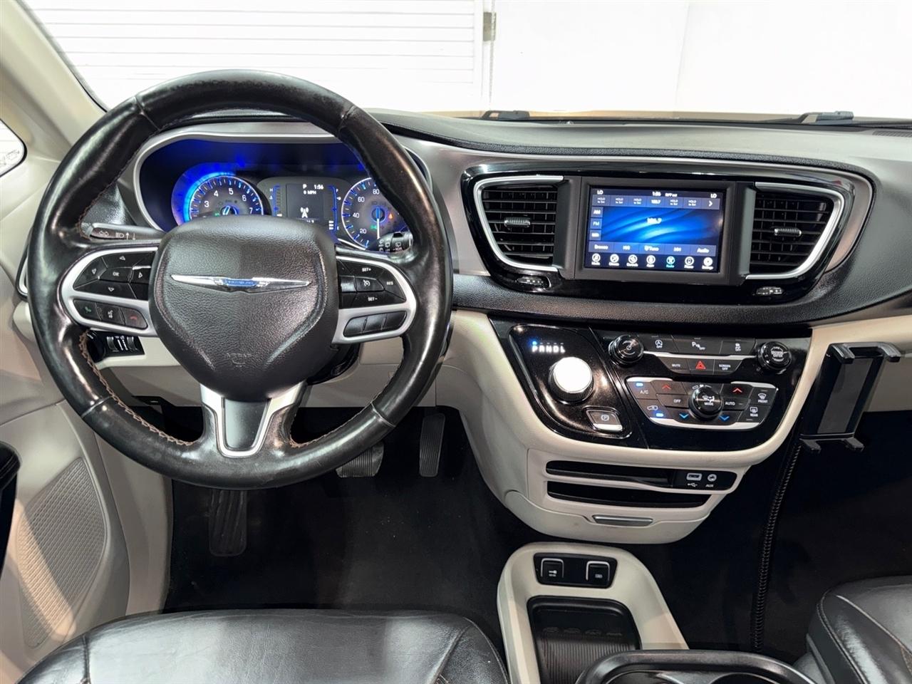 Chrysler Pacifica Touring-L 2020
