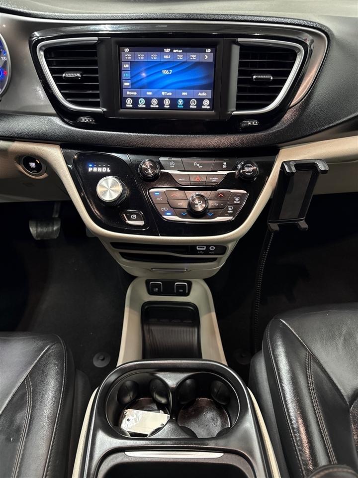 Chrysler Pacifica Touring-L 2020