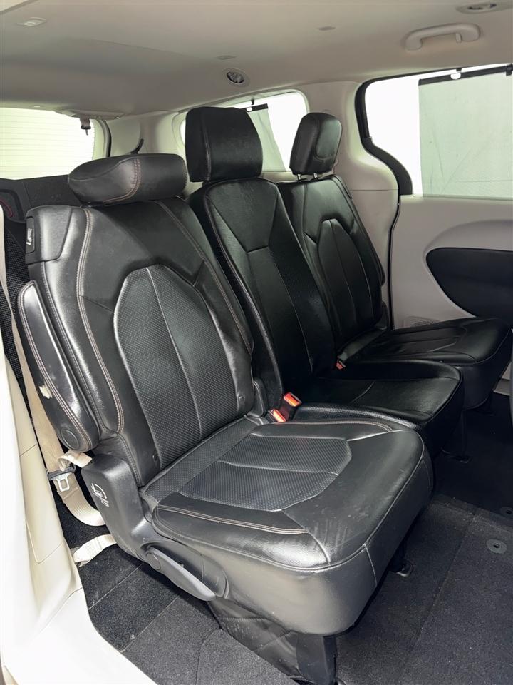 Chrysler Pacifica Touring-L 2020