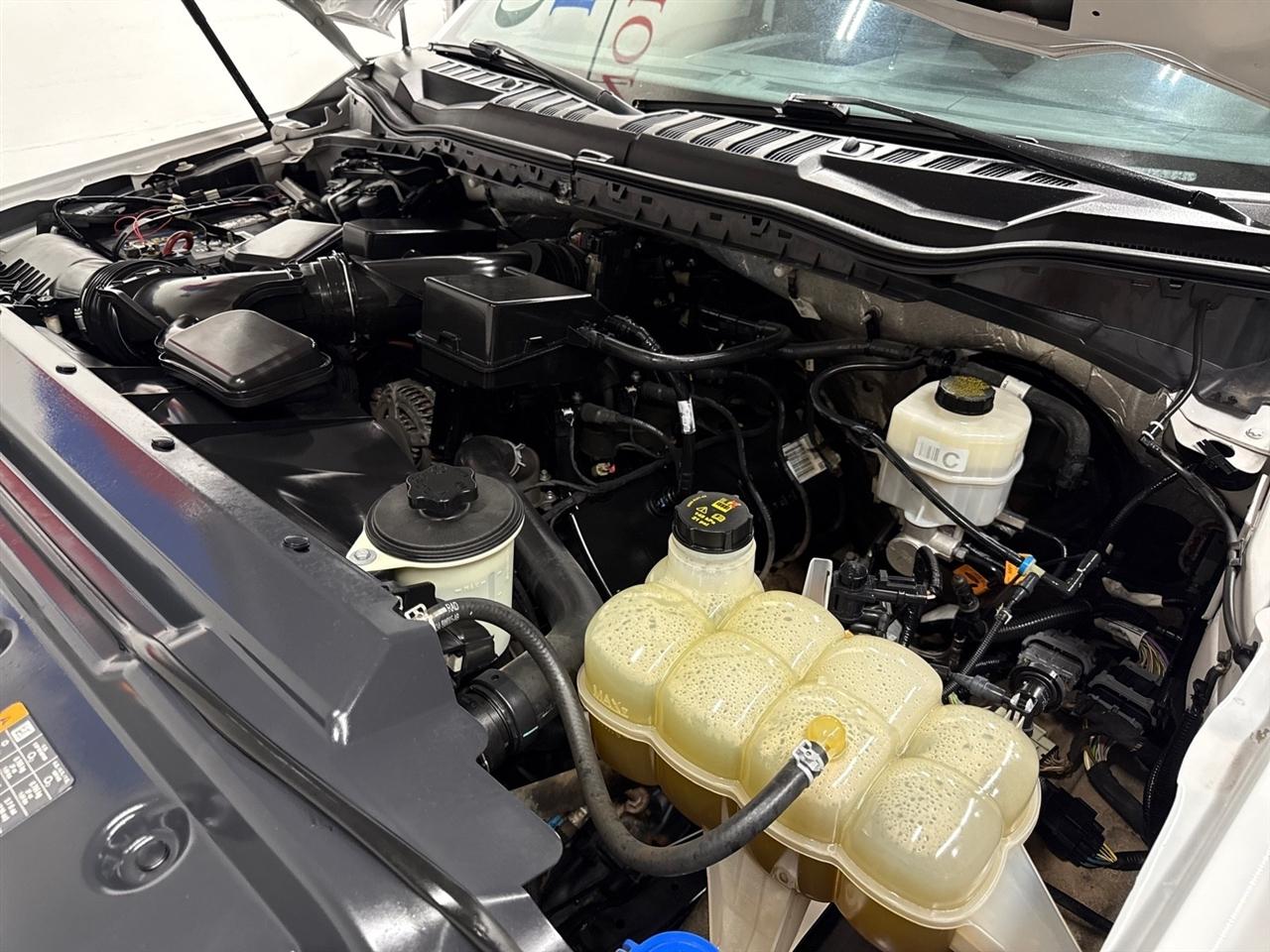 Ford F-250 SD XL SuperCab 4WD 2022