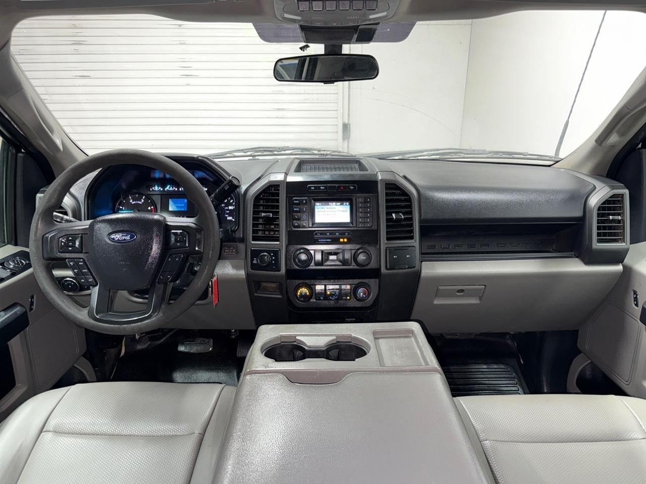 Ford F-250 SD Limited Crew Cab 4WD 2022
