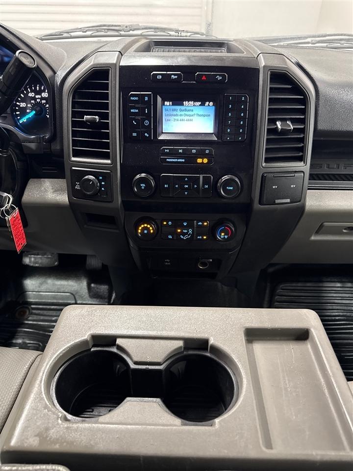 Ford F-250 SD Limited Crew Cab 4WD 2022