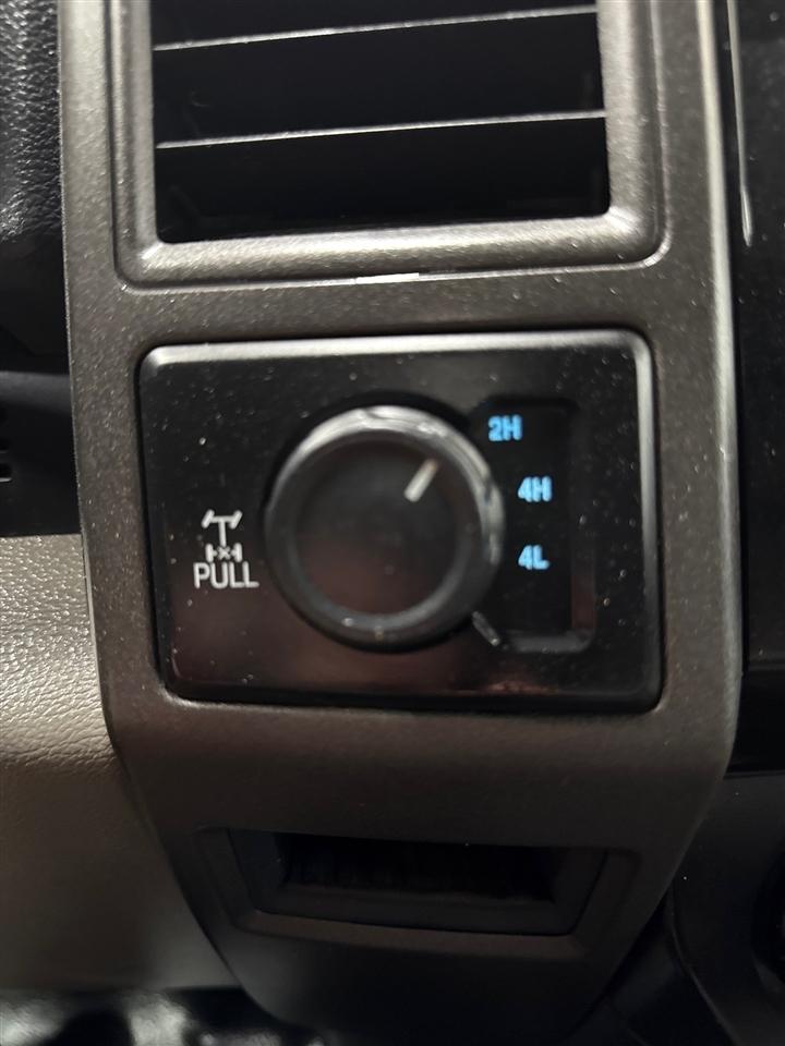 Ford F-250 SD Limited Crew Cab 4WD 2022