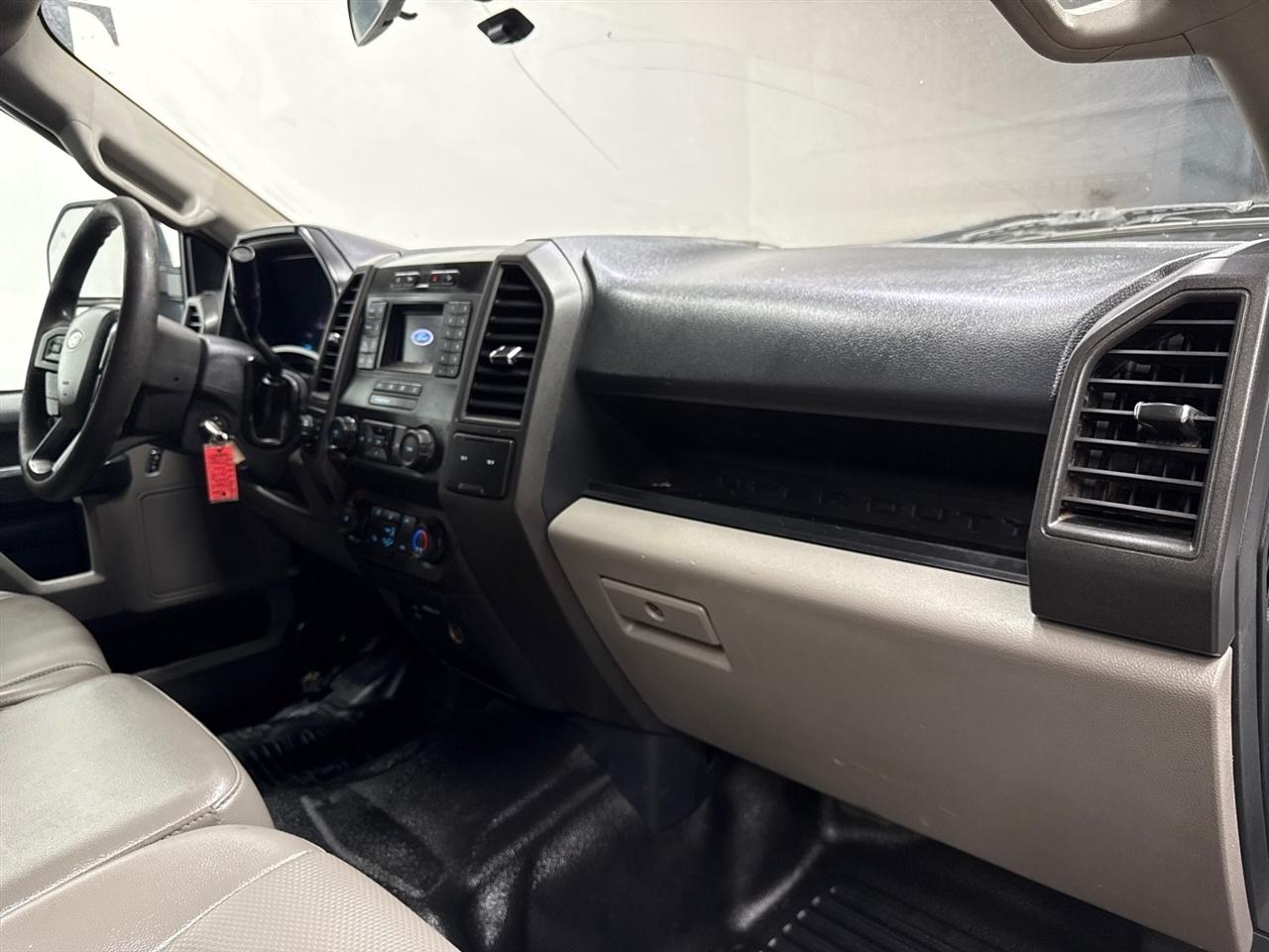 Ford F-250 SD Limited Crew Cab 4WD 2022