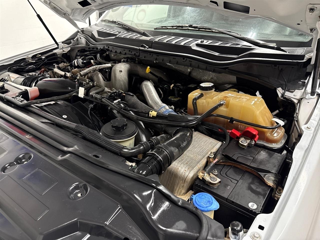 Ford F-250 SD Limited Crew Cab 4WD 2022