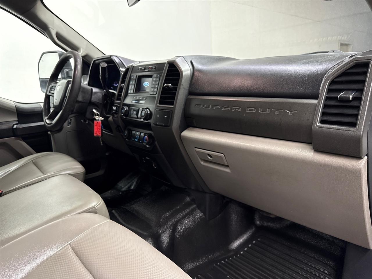 Ford F-350 SD King Ranch Crew Cab Long Bed 4WD 2021