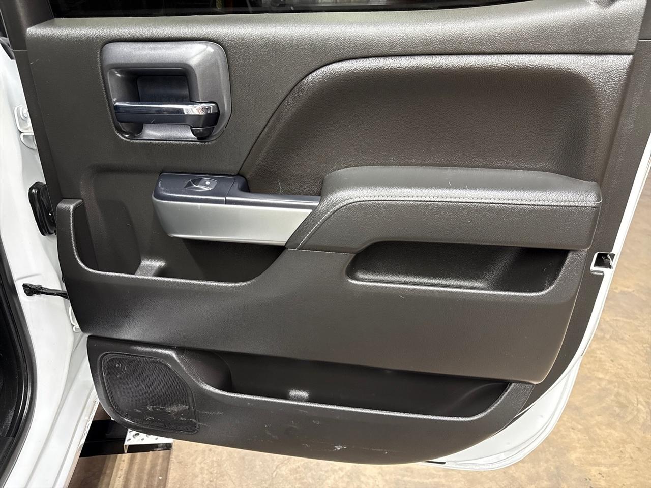 Chevrolet Silverado Medium Duty  2021