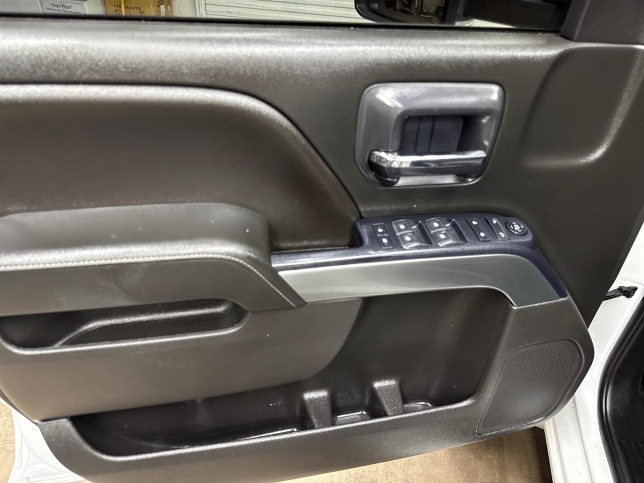 Chevrolet Silverado Medium Duty  2021