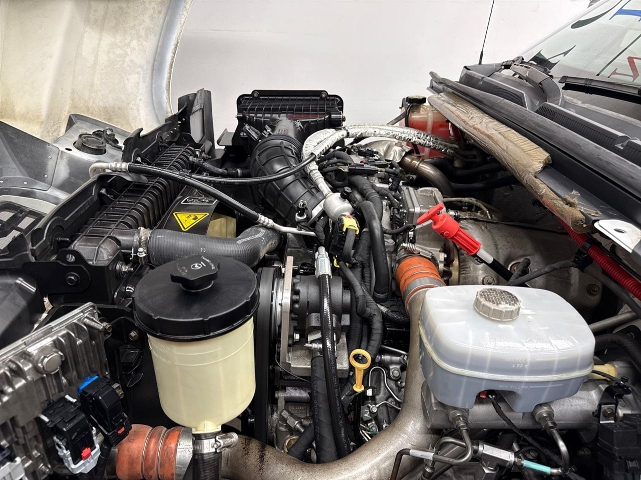 Chevrolet Silverado Medium Duty  2021