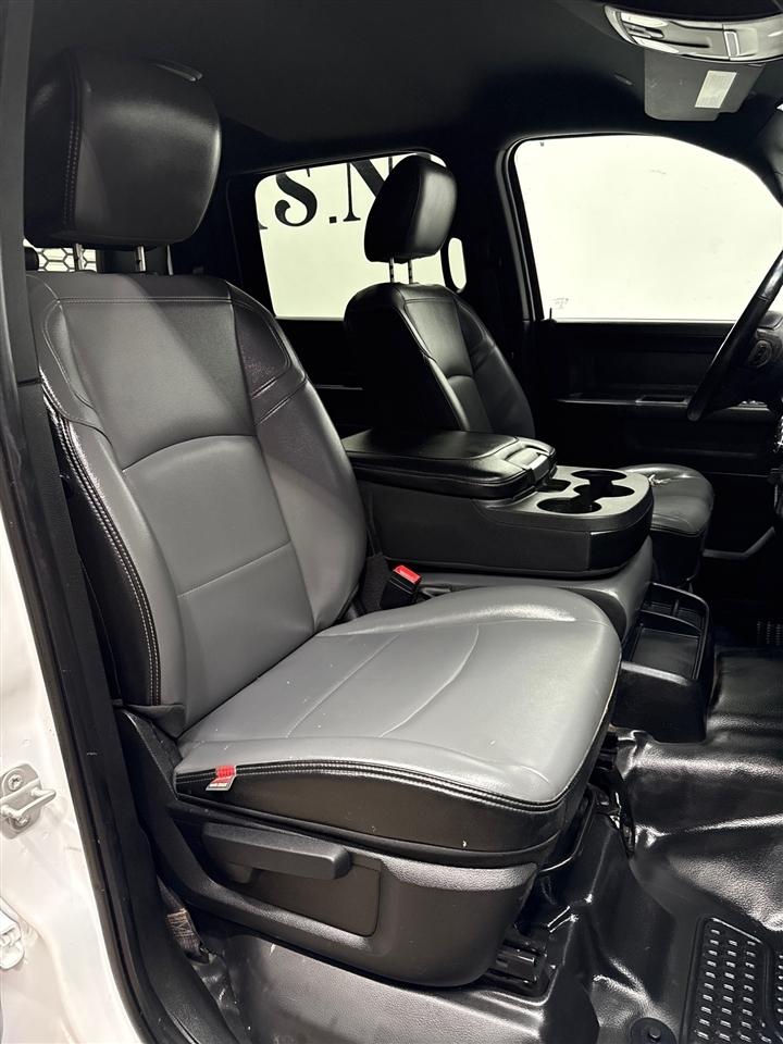 RAM 5500 Crew Cab LWB 4WD DRW 2022