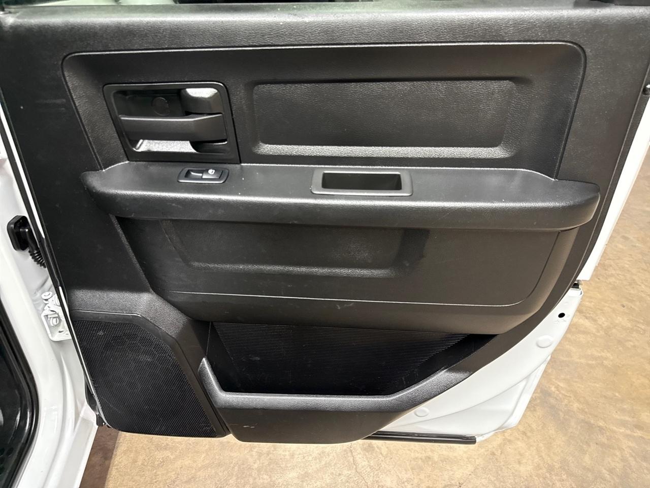 RAM 5500 Crew Cab LWB 4WD DRW 2022