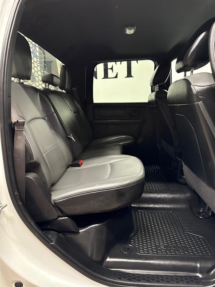 RAM 5500 Crew Cab LWB 4WD DRW 2022