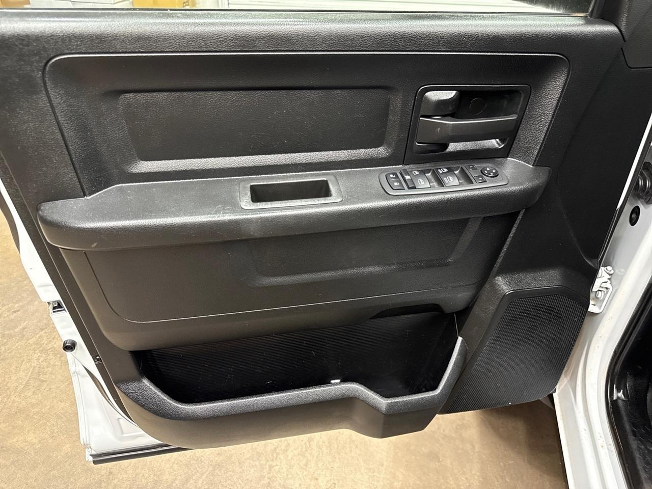 RAM 5500 Crew Cab LWB 4WD DRW 2022