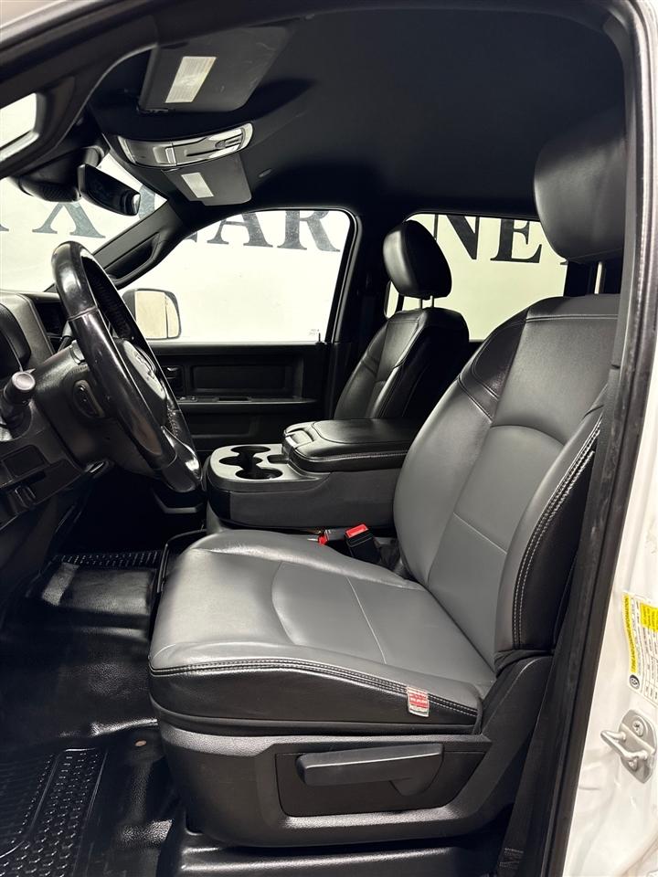 RAM 5500 Crew Cab LWB 4WD DRW 2022