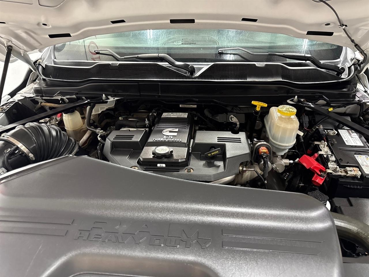 RAM 5500 Crew Cab LWB 4WD DRW 2022