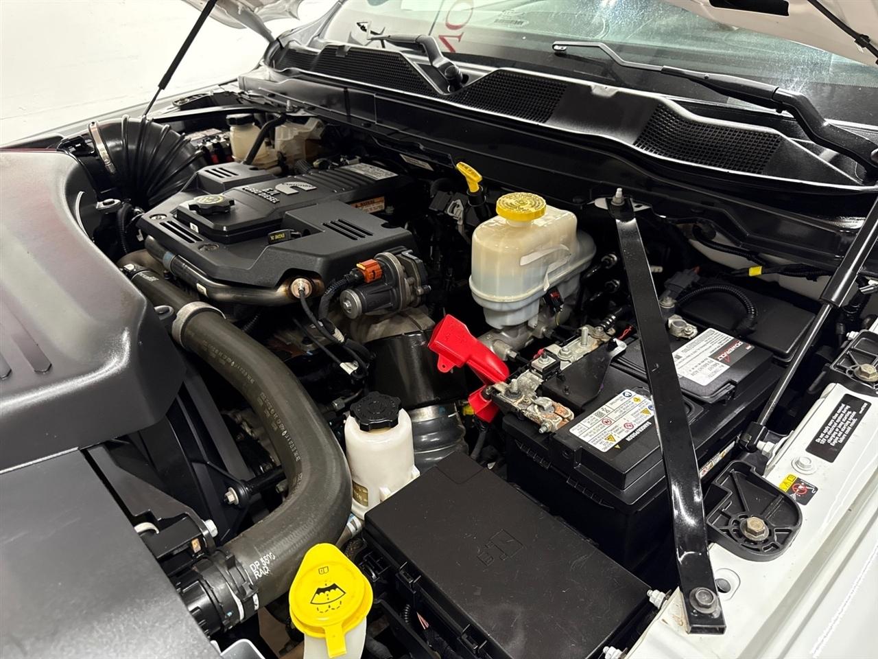 RAM 5500 Crew Cab LWB 4WD DRW 2022