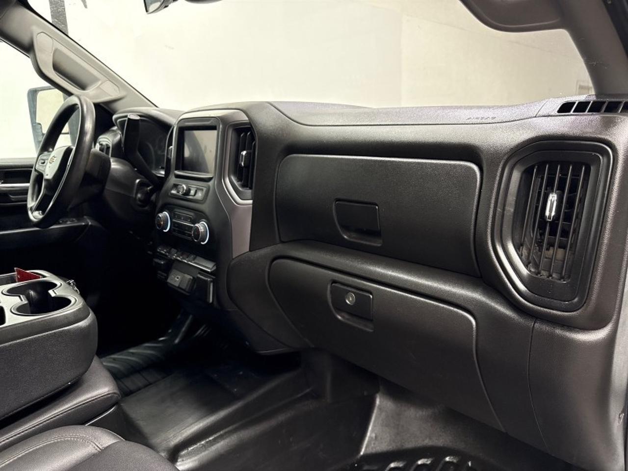 Chevrolet Silverado 2500HD Work Truck Crew Cab Long Box 4WD 2024