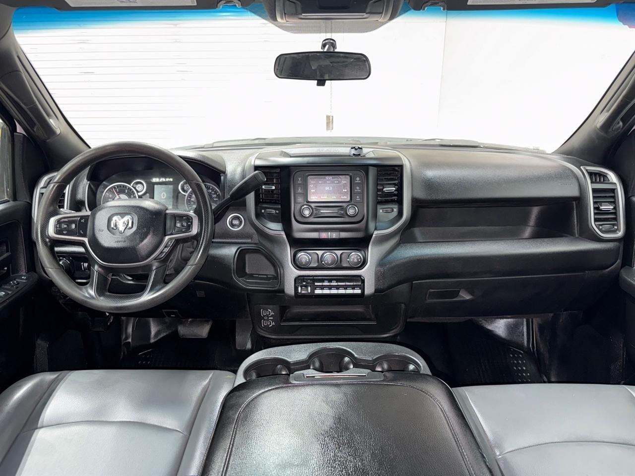 RAM 2500 Tradesman Crew Cab LWB 4WD 2024