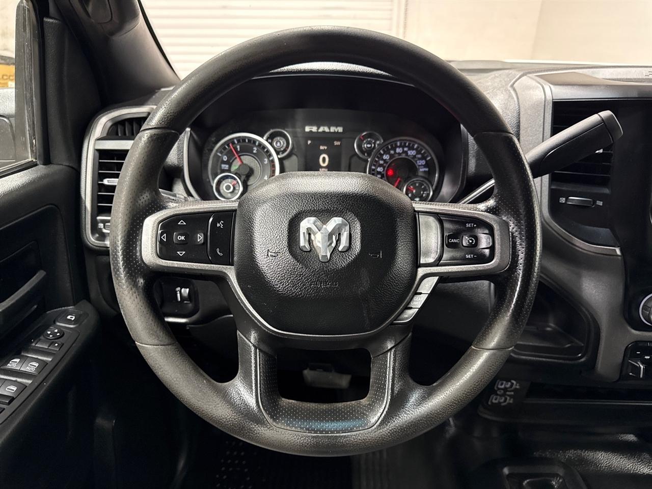 RAM 2500 Tradesman Crew Cab LWB 4WD 2024