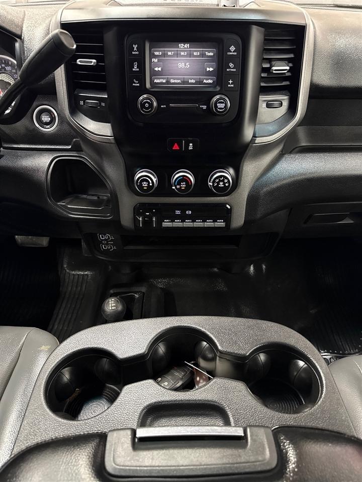 RAM 2500 Tradesman Crew Cab LWB 4WD 2024