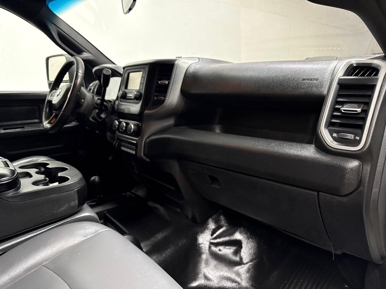 RAM 2500 Tradesman Crew Cab LWB 4WD 2024