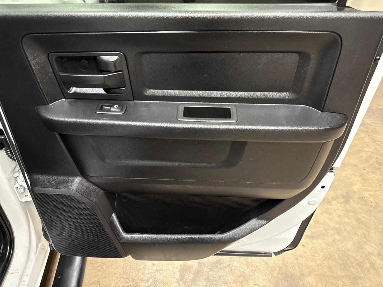 RAM 3500 Tradesman Crew Cab 4WD 2018