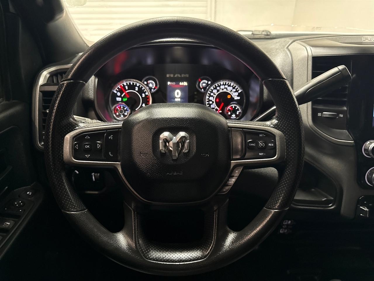RAM 2500 Tradesman Crew Cab LWB 4WD 2023