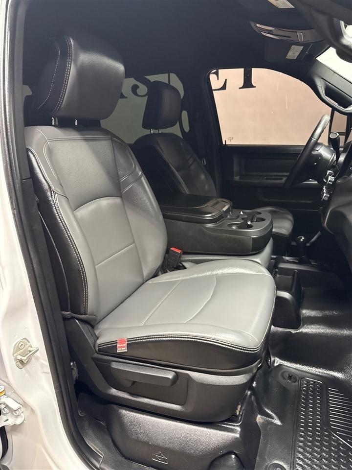 RAM 2500 Tradesman Crew Cab LWB 4WD 2023
