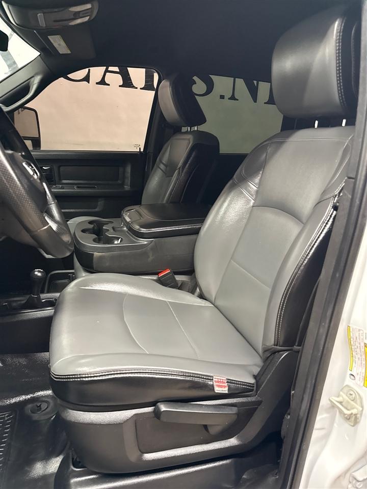RAM 2500 Tradesman Crew Cab LWB 4WD 2023