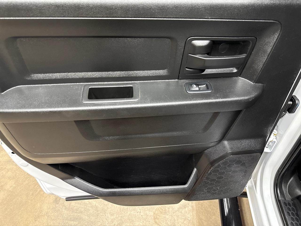 RAM 2500 Tradesman Crew Cab LWB 4WD 2023