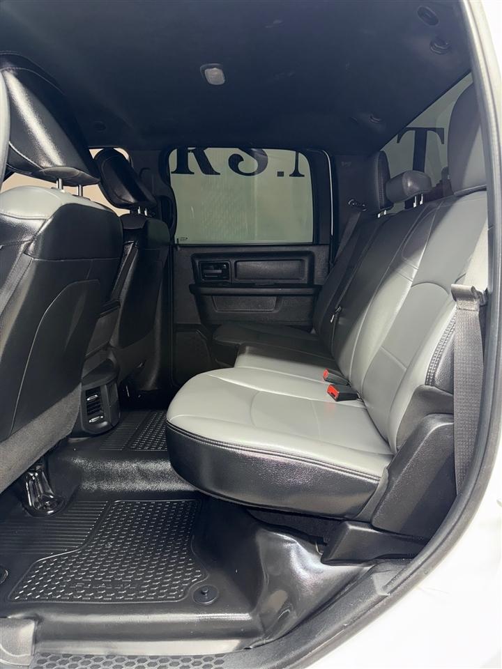 RAM 2500 Tradesman Crew Cab LWB 4WD 2023