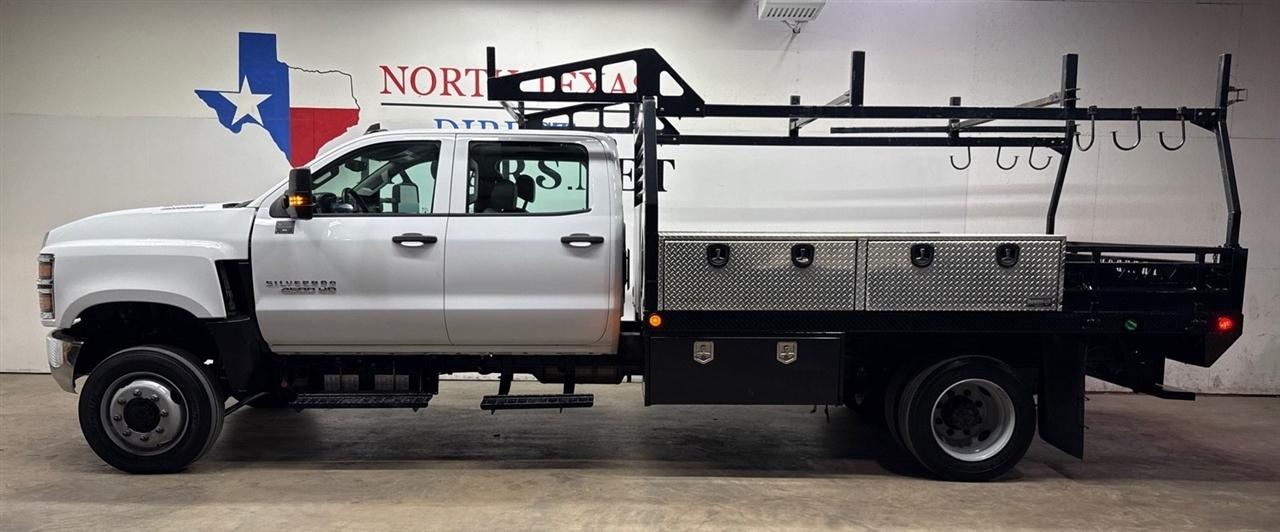 Chevrolet Silverado Medium Duty  2021