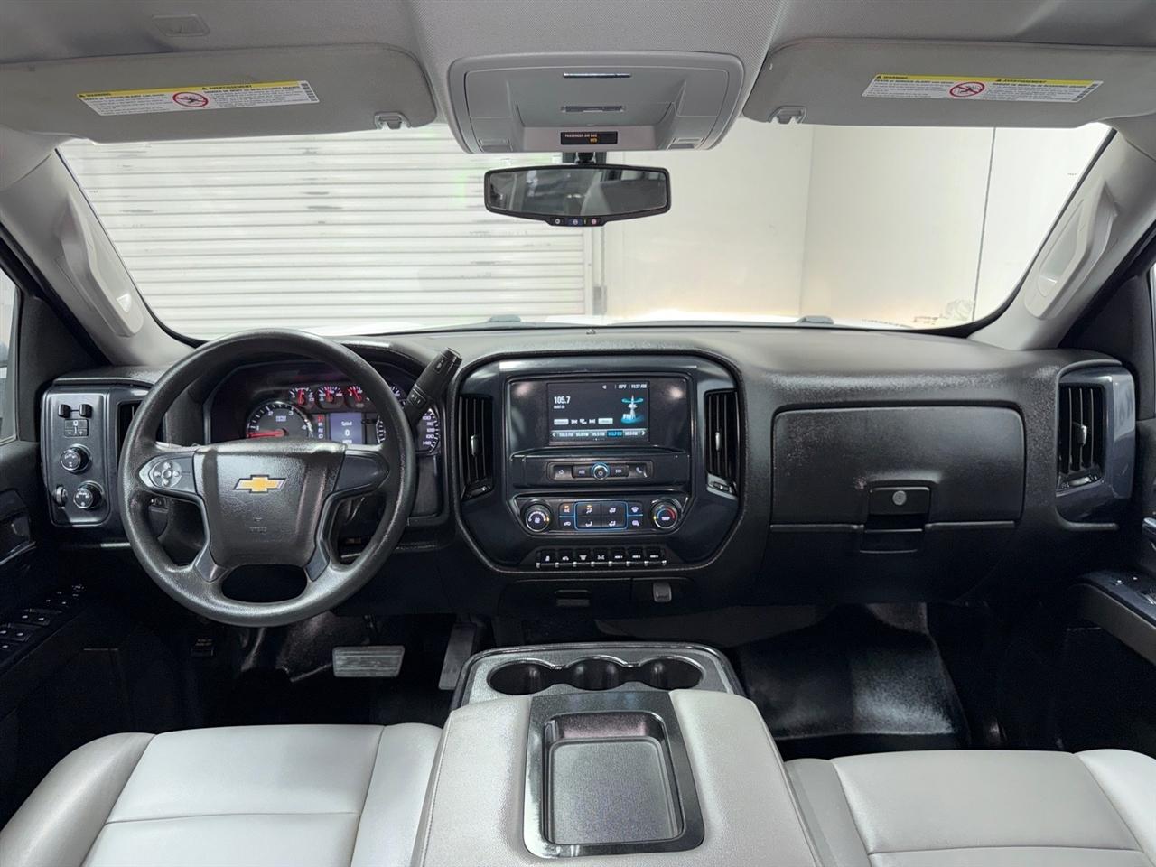 Chevrolet Silverado Medium Duty  2021