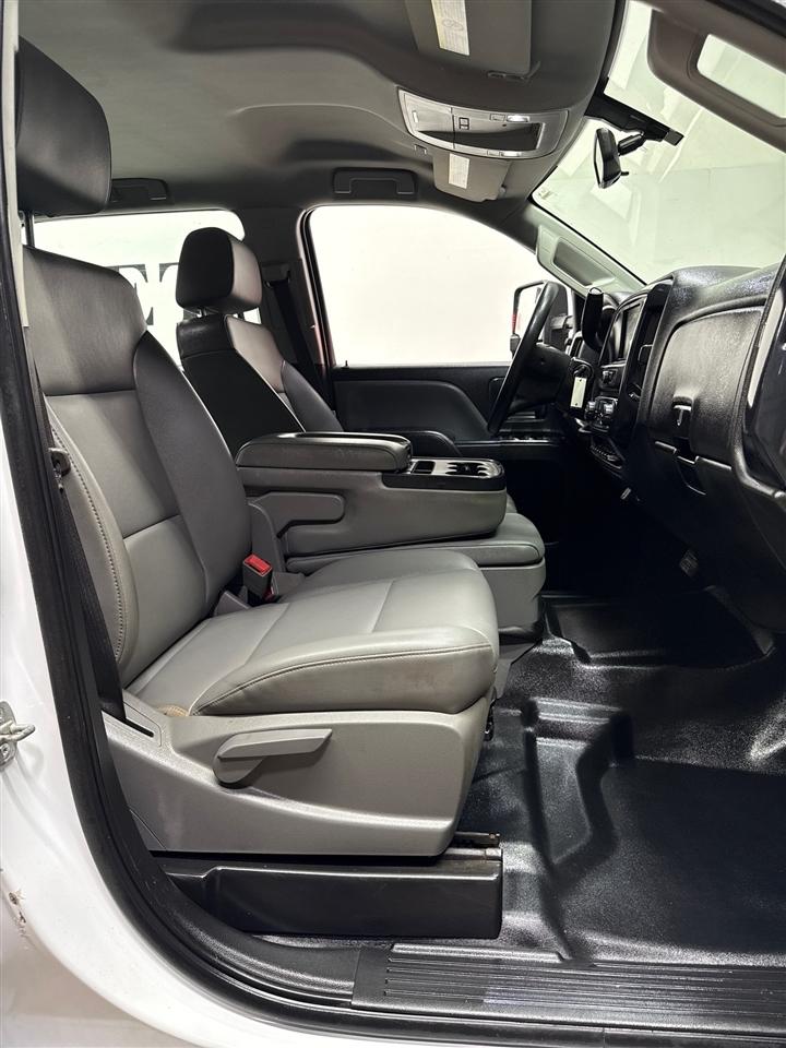 Chevrolet Silverado Medium Duty  2021