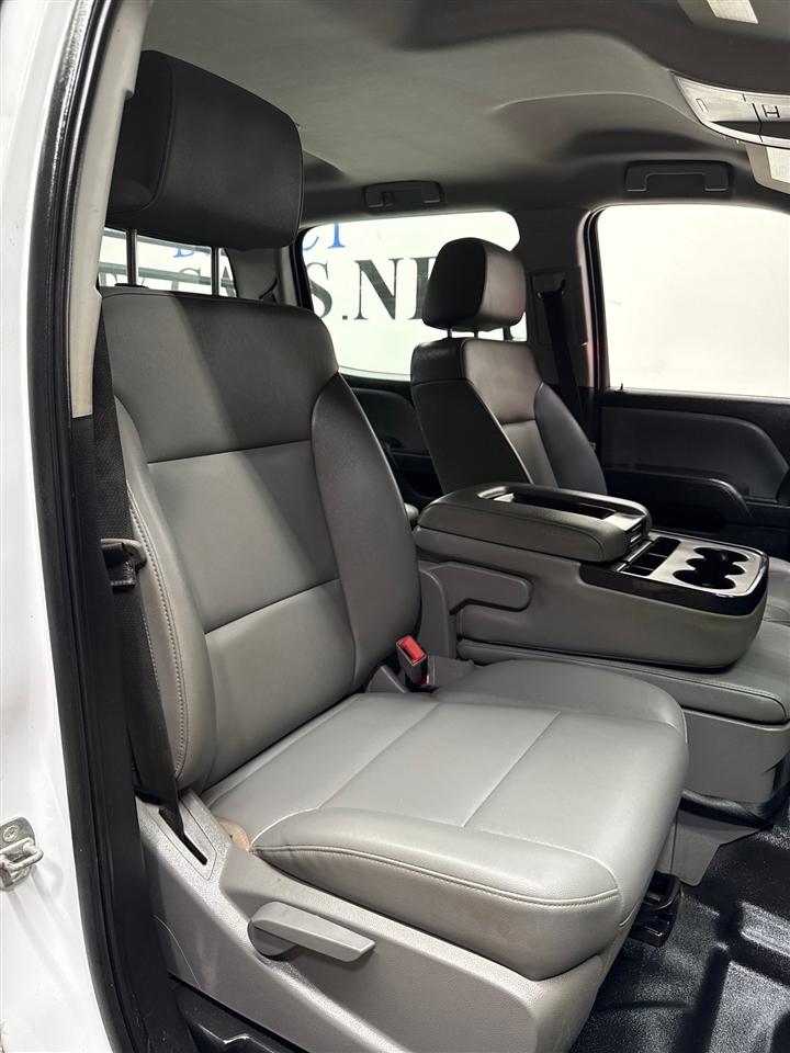 Chevrolet Silverado Medium Duty  2021