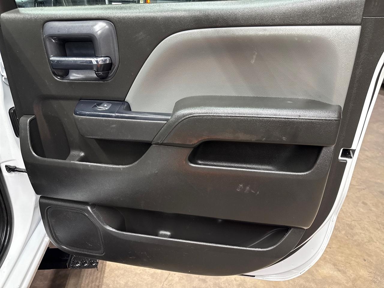 Chevrolet Silverado Medium Duty  2021