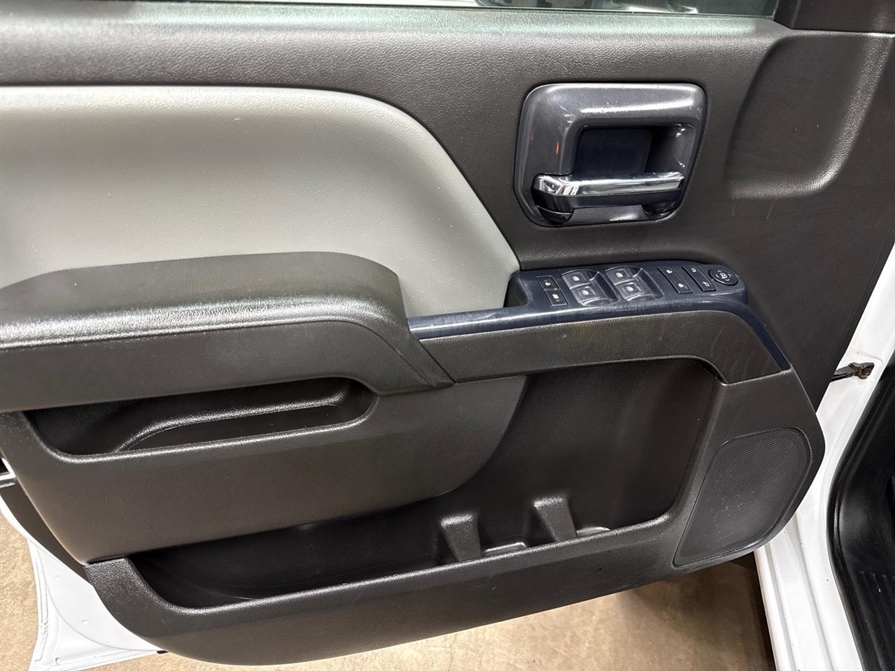 Chevrolet Silverado Medium Duty  2021
