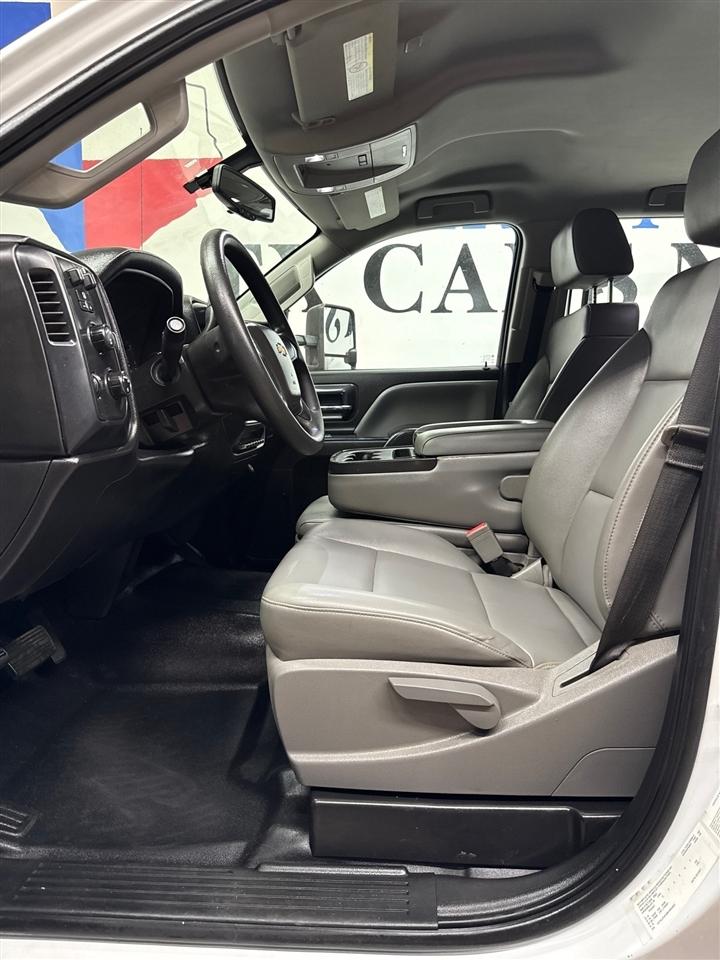 Chevrolet Silverado Medium Duty  2021