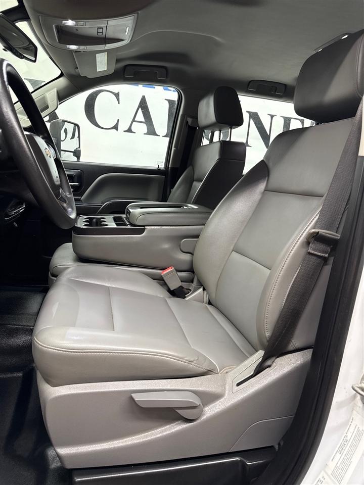 Chevrolet Silverado Medium Duty  2021