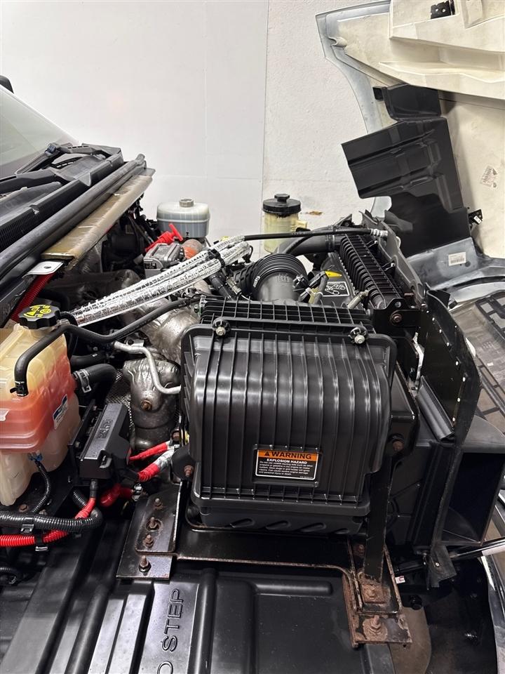 Chevrolet Silverado Medium Duty  2021