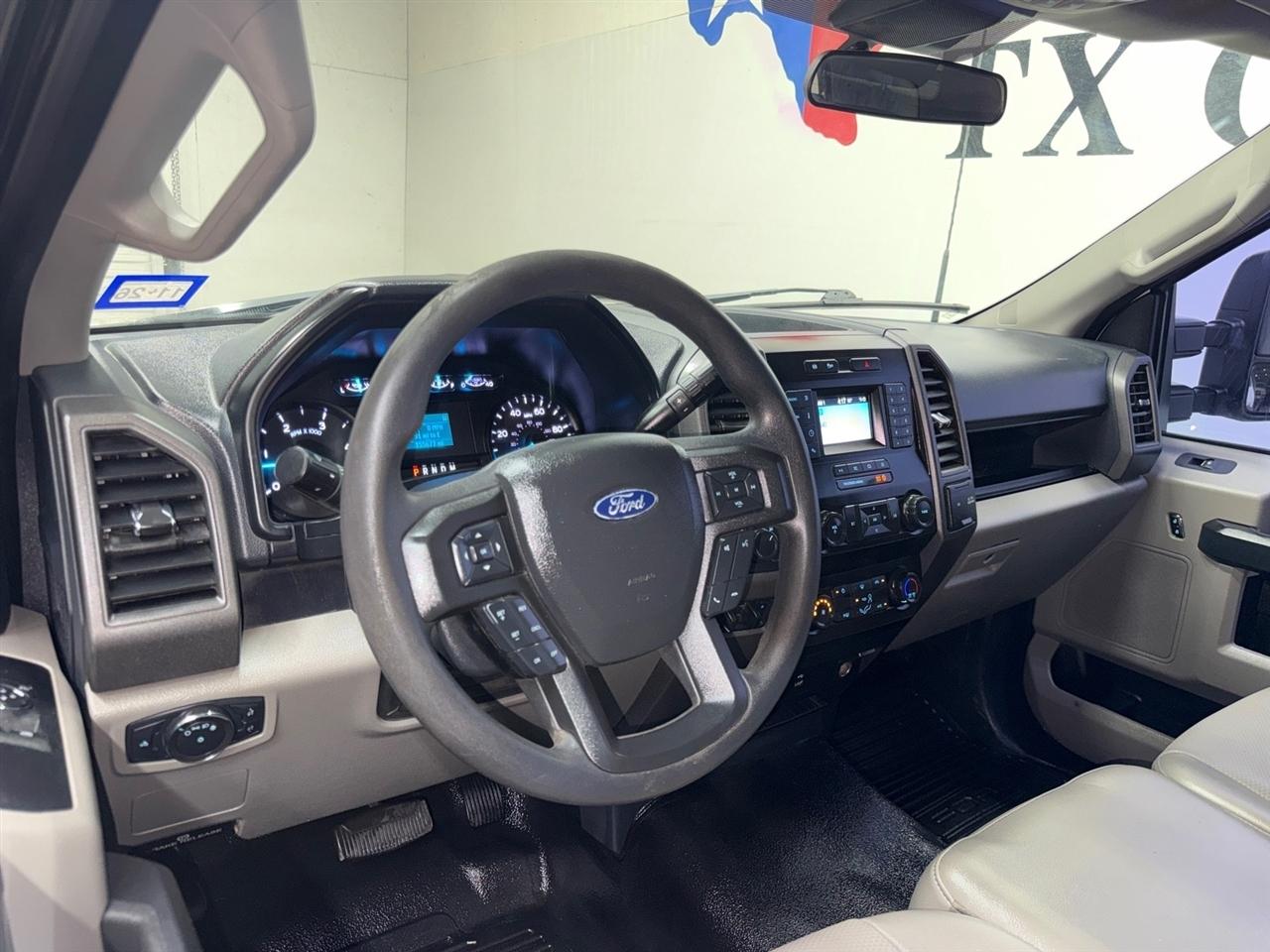 Ford F-250 SD XLT 4WD 2022