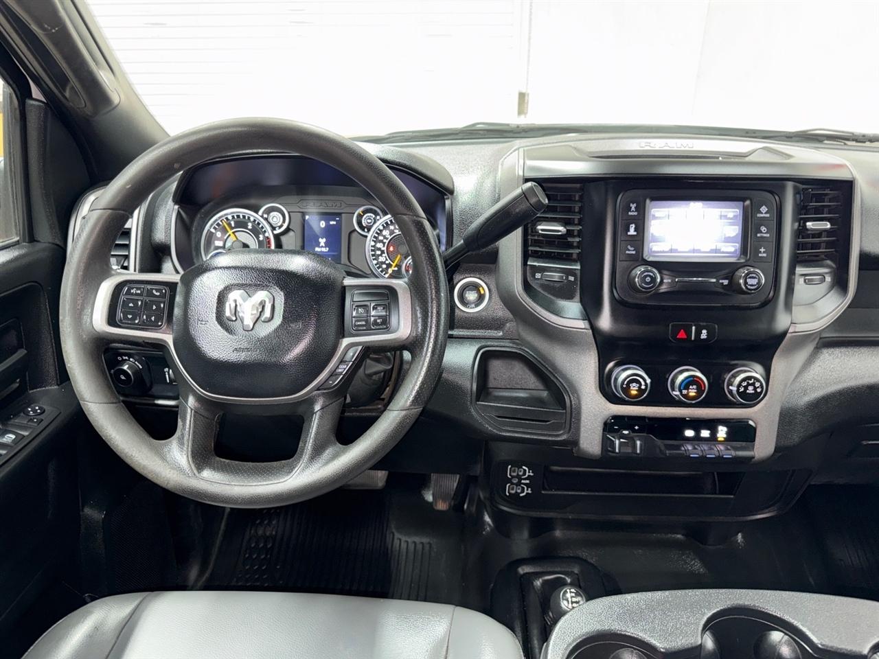 RAM 2500 Tradesman Crew Cab LWB 4WD 2022
